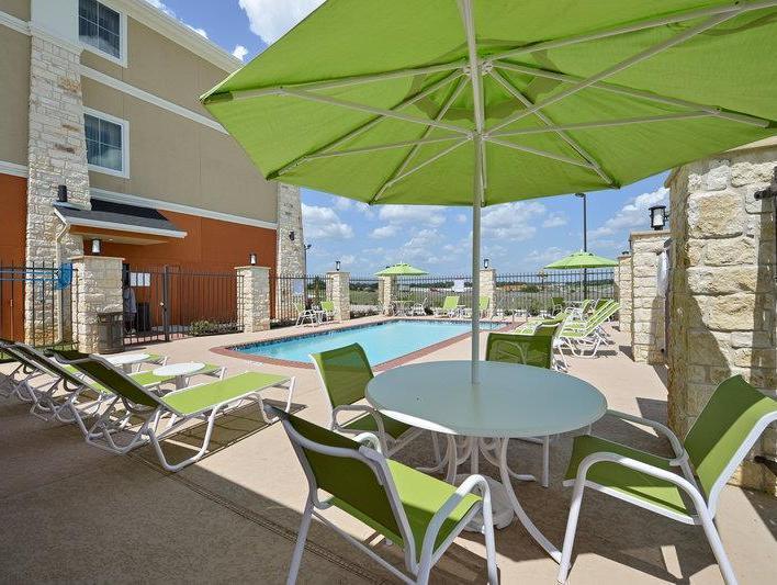 Hotel Western Longhorn & Luling